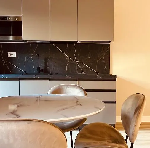 Pensión Lagrange 34