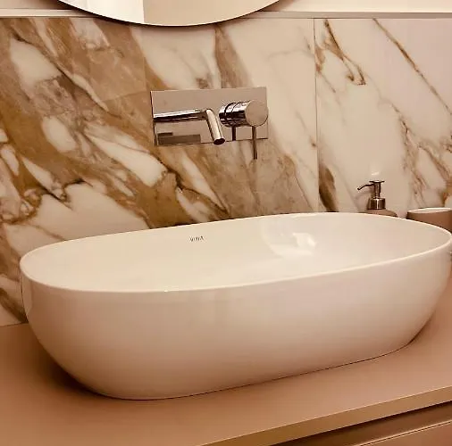 Pensión Lagrange 34 3*